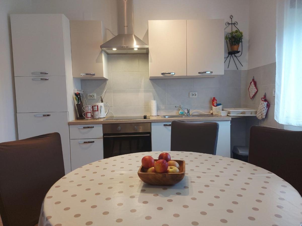 Apartman Skender 3* Ravna Gora Exterior foto